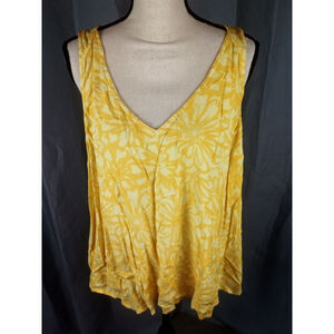 Women's ModCloth Yellow Cream Floral V-Neck Tank Top Plus Size 2X